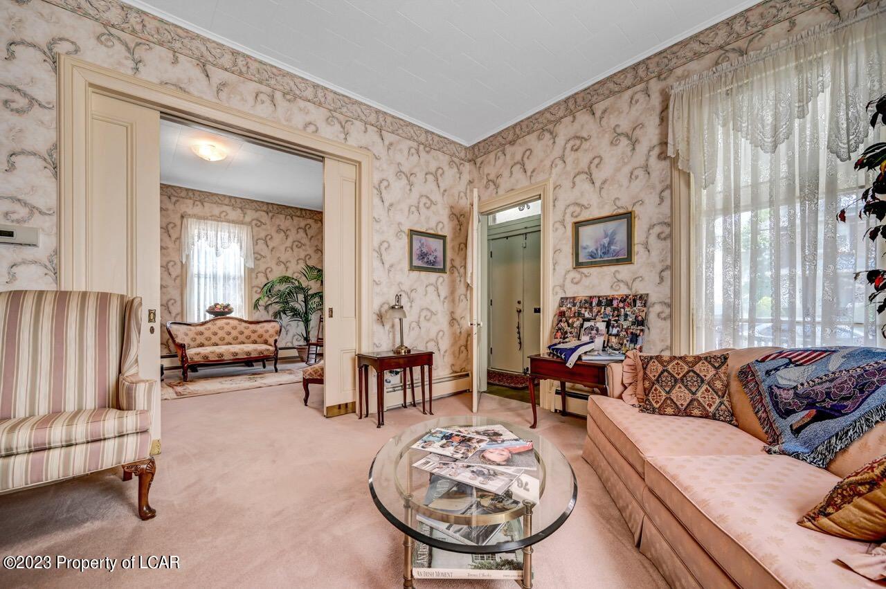 Lewith & Freeman Featured Listings Distinguished Hanover Street